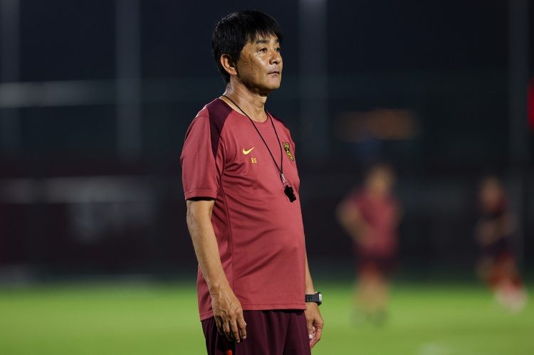 浮嶋敏低開高走：U17國足殺入決賽，臨場換位何思凡成關(guān)鍵